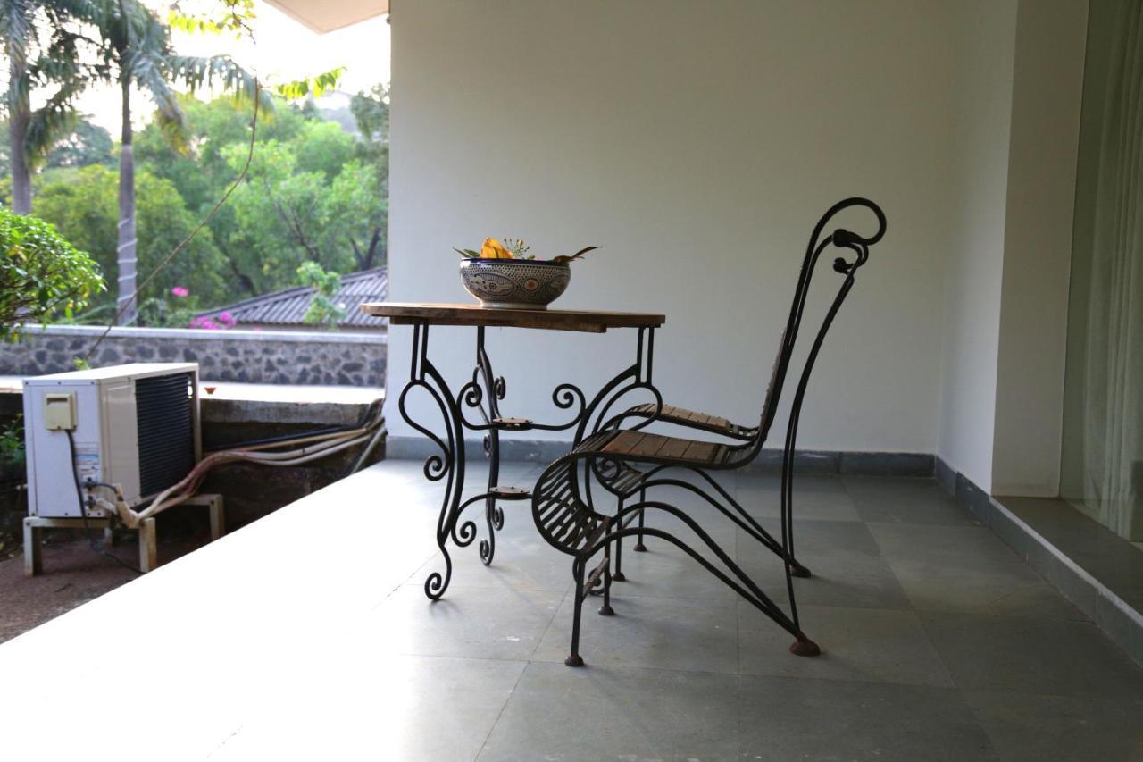 Manas Resort With Petting Zoo, Igatpuri Extérieur photo