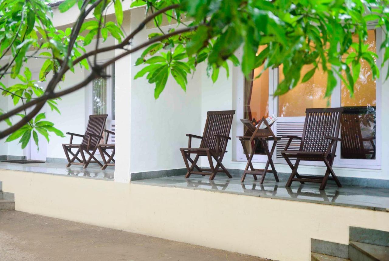 Manas Resort With Petting Zoo, Igatpuri Extérieur photo