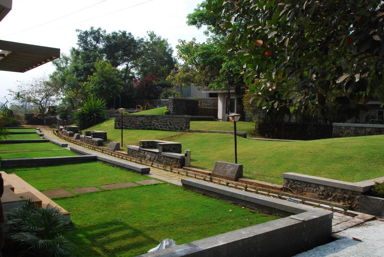 Manas Resort With Petting Zoo, Igatpuri Extérieur photo